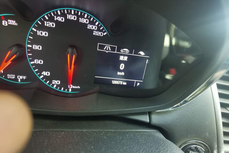 Used Chevrolet Trax 2017 1.4T Automatic Two-Wheel Drive Luxury Version Odometer Close Up
