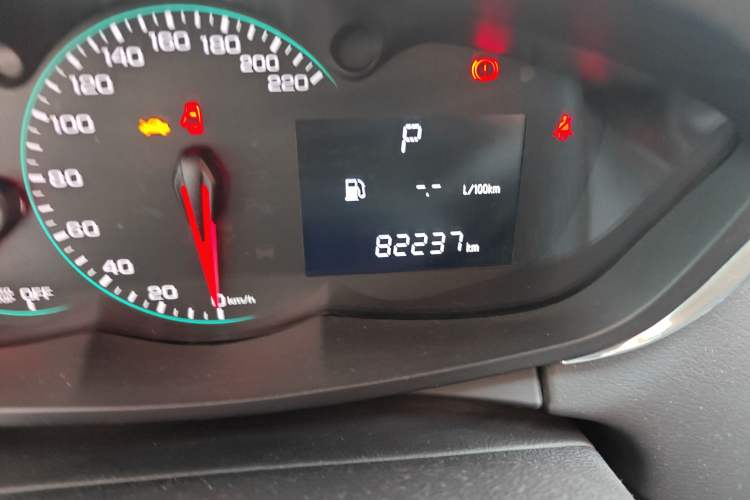 Used Chevrolet Trax 2017 1.4T Automatic Two-Wheel Drive Comfort Version Odometer Close Up