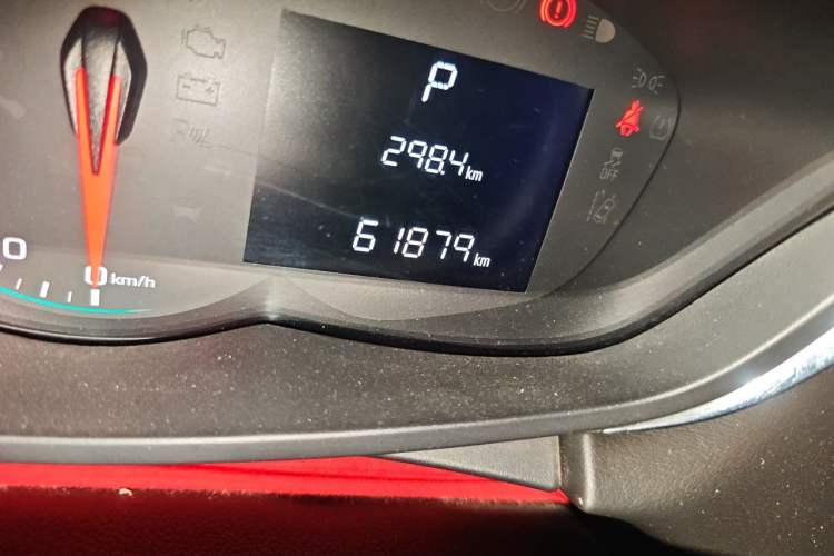 Used Chevrolet Trax 2017 1.4T Automatic Two-Wheel Drive Comfort Version Odometer Close Up