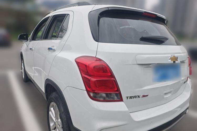 Used Chevrolet Trax 2017 1.4T Automatic All-Wheel-Drive Flagship Model Rear Left 45 Deg