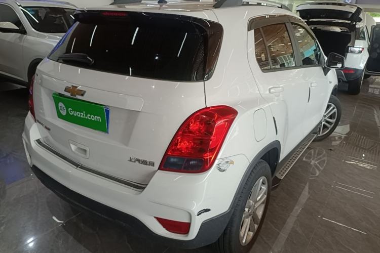Used Chevrolet Trax 2017 1.4T Manual Two-Wheel Drive Comfort Model Rear Right 45 Deg