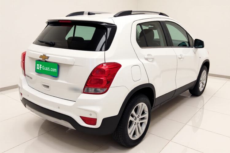 Used Chevrolet Trax 2017 1.4T Automatic Two-Wheel Drive Luxury Version Rear Right 45 Deg