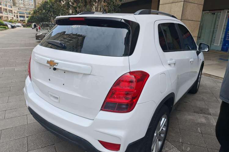 Used Chevrolet Trax 2017 1.4T Automatic Two-Wheel Drive Comfort Version Rear Right 45 Deg