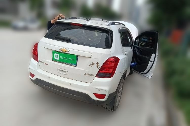 Used Chevrolet Trax 2017 1.4T Automatic Two-Wheel Drive Comfort Version Rear Right 45 Deg