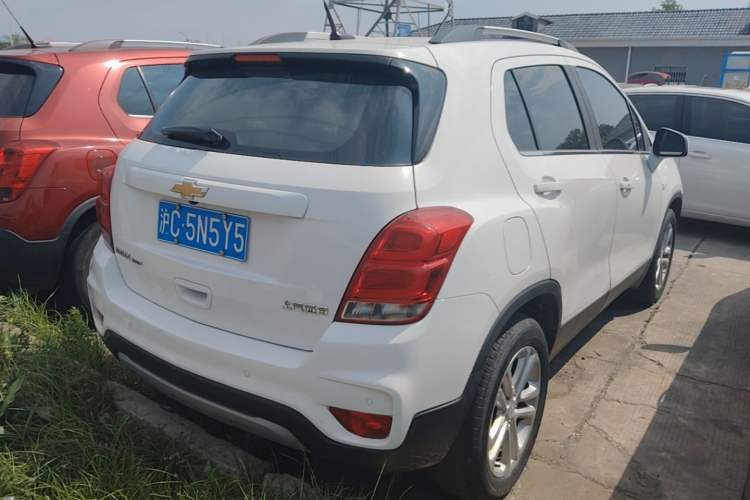 Used Chevrolet Trax 2017 1.4T Automatic Two-Wheel Drive Luxury Version Rear Right 45 Deg