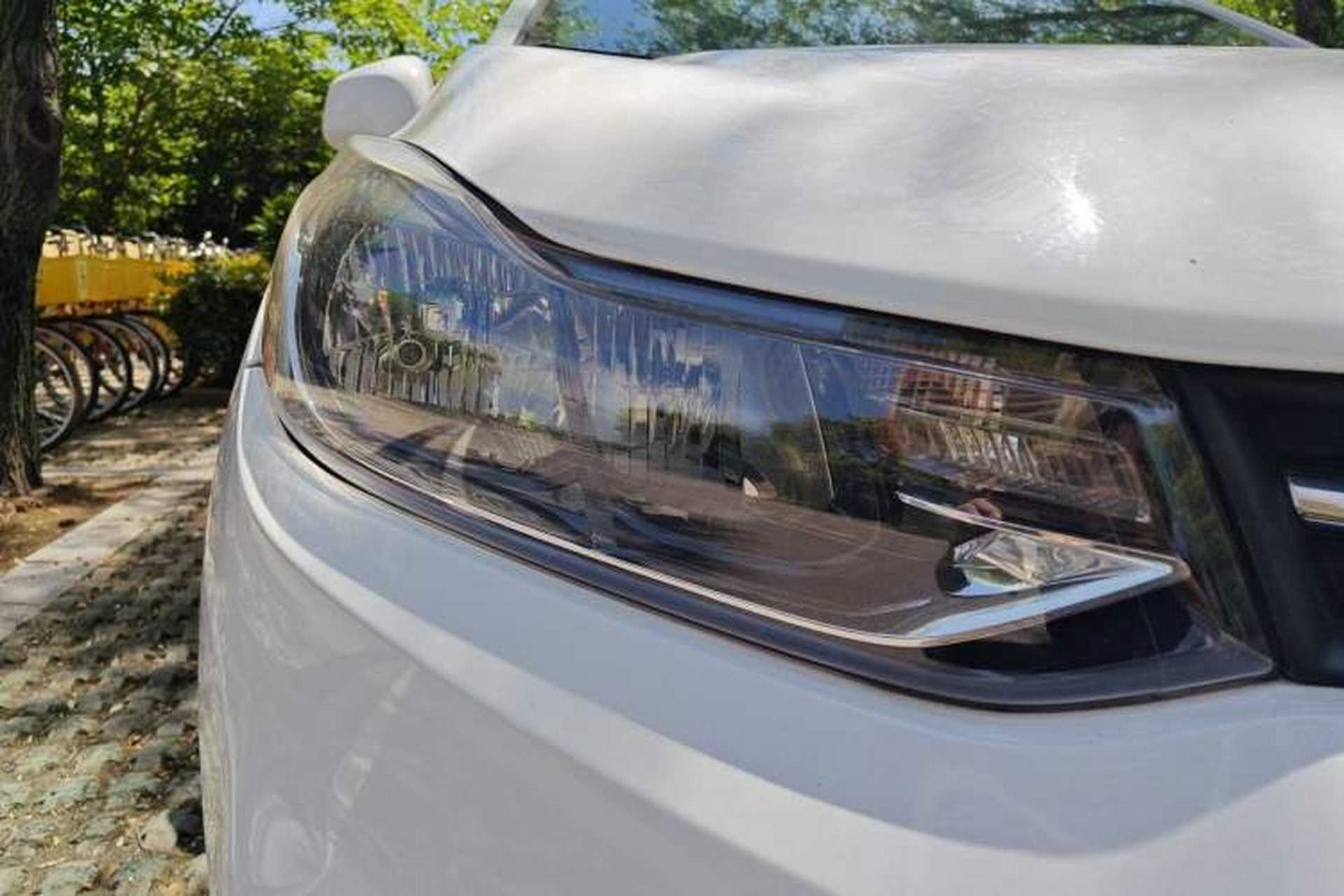 Used Chevrolet Trax 2017 1.4T Automatic Two-Wheel Drive Comfort Version Right Front Headlight