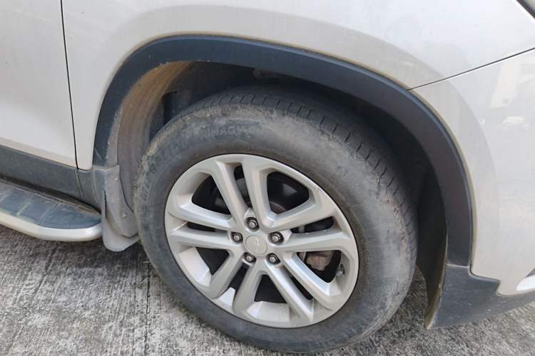 Used Chevrolet Trax 2017 1.4T Automatic Two-Wheel Drive Comfort Version Right Front Wheel Hub