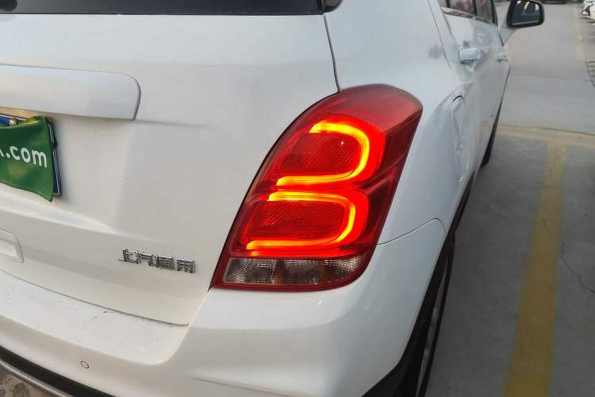 Used Chevrolet Trax 2017 1.4T Automatic Two-Wheel Drive Luxury Version Right Rear Taillight