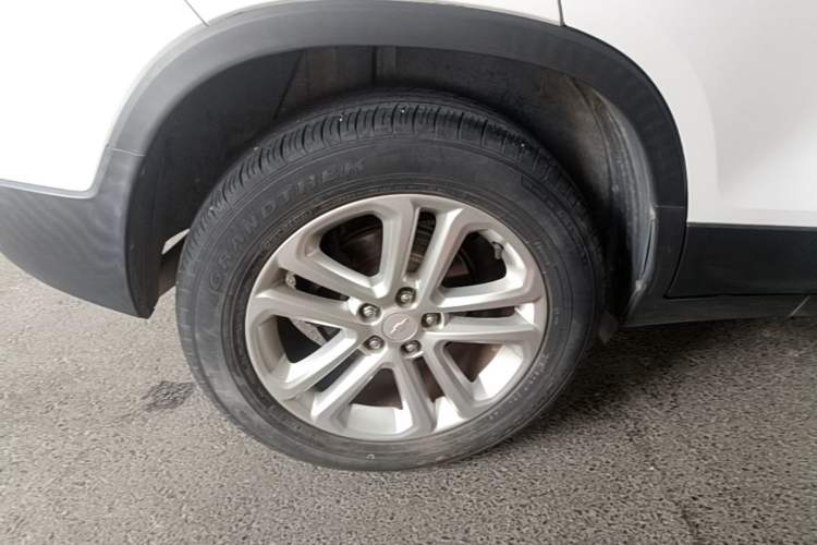 Used Chevrolet Trax 2017 1.4T Automatic Two-Wheel Drive Comfort Version Right Rear Wheel Hub