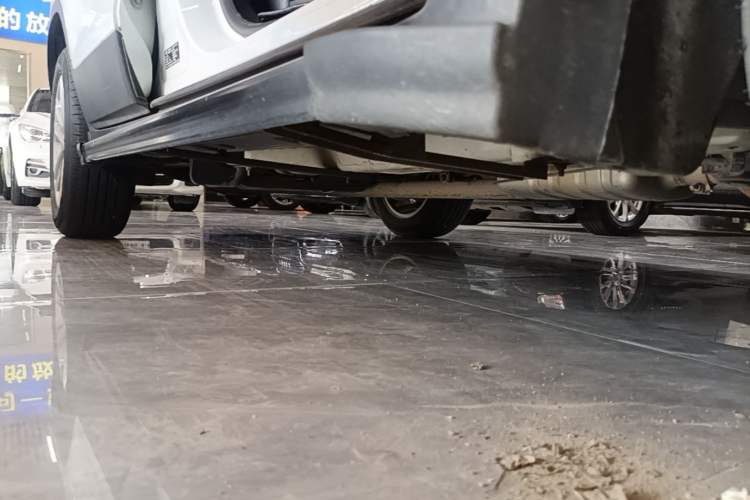 Used Chevrolet Trax 2017 1.4T Manual Two-Wheel Drive Comfort Model Right Side Sill