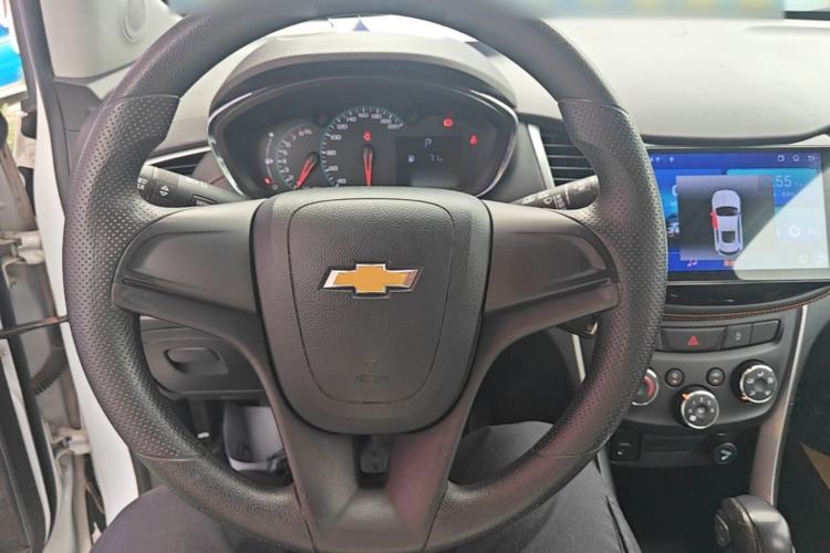 Used Chevrolet Trax 2017 1.4T Automatic Two-Wheel Drive Comfort Version Steering Wheel