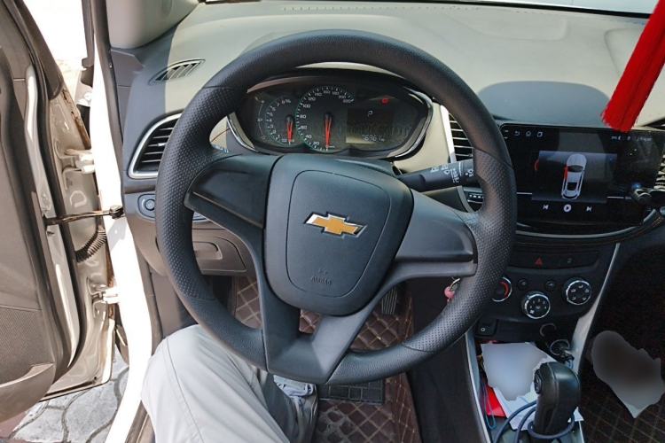 Used Chevrolet Trax 2017 1.4T Automatic Two-Wheel Drive Comfort Version Steering Wheel