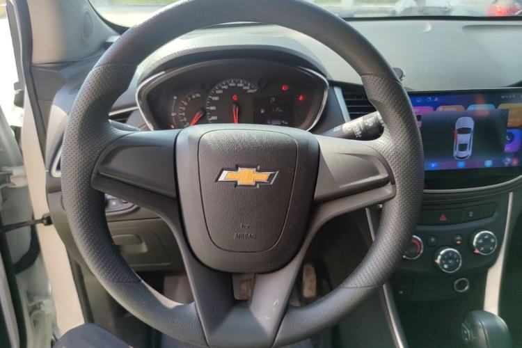 Used Chevrolet Trax 2017 1.4T Automatic Two-Wheel Drive Comfort Version Steering Wheel