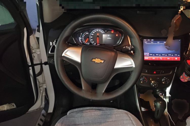 Used Chevrolet Trax 2017 1.4T Automatic Two-Wheel Drive Comfort Version Steering Wheel