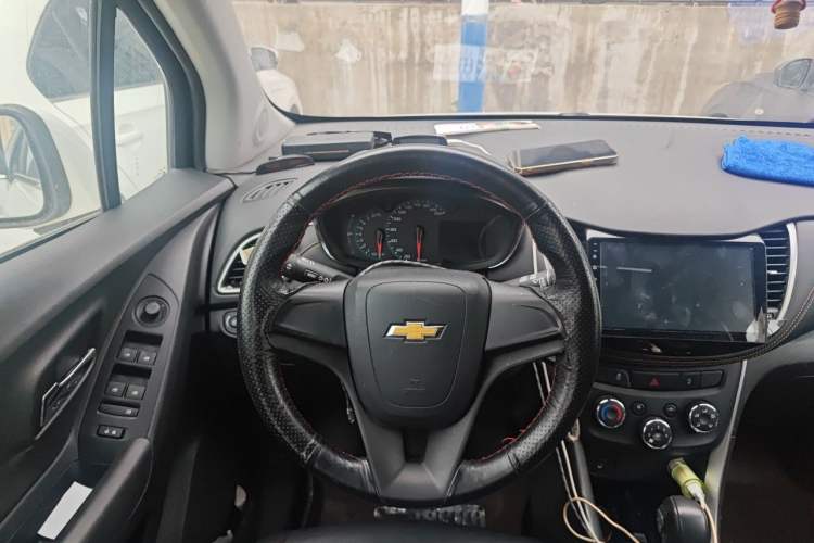 Used Chevrolet Trax 2017 1.4T Automatic Two-Wheel Drive Comfort Version Steering Wheel