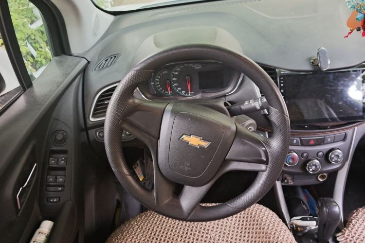 Used Chevrolet Trax 2017 1.4T Automatic Two-Wheel Drive Comfort Version Steering Wheel