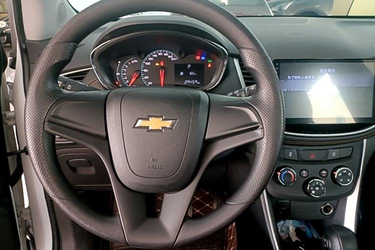 Used Chevrolet Trax 2017 1.4T Automatic Two-Wheel Drive Comfort Version Steering Wheel