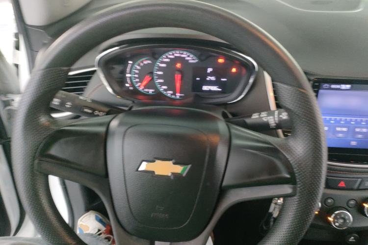 Used Chevrolet Trax 2017 1.4T Automatic Two-Wheel Drive Comfort Version Steering Wheel
