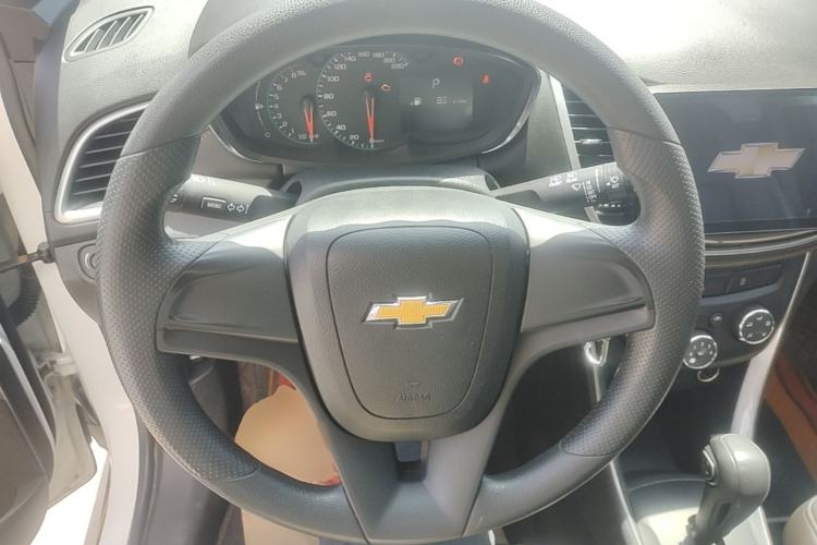 Used Chevrolet Trax 2017 1.4T Automatic Two-Wheel Drive Comfort Version Steering Wheel