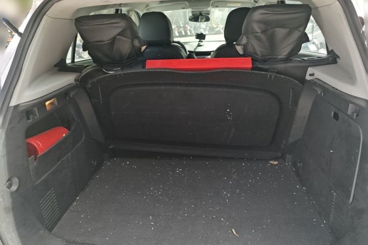 Used Chevrolet Trax 2017 1.4T Automatic Two-Wheel Drive Comfort Version Trunk