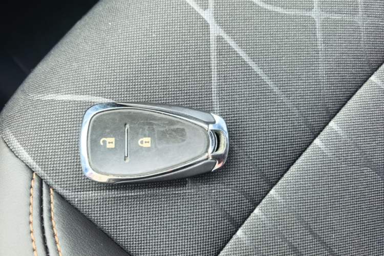 Used Chevrolet Trax 2017 1.4T Automatic Two-Wheel Drive Luxury Version Vehicle Key