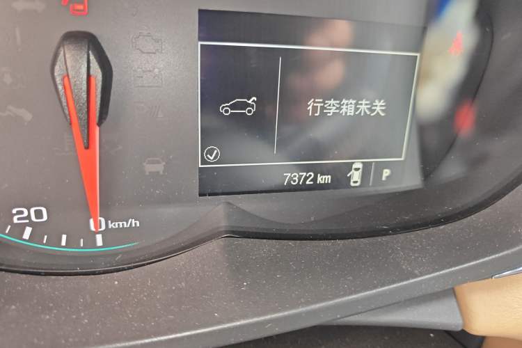 Used Chevrolet Trax 2017 1.4T Automatic All-Wheel-Drive Flagship Model Odometer Close Up