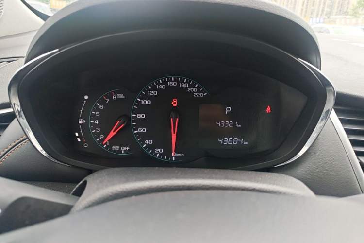 Used Chevrolet Trax 2018 330T Automatic Two-Wheel Drive Elite Model Instrument Cluster
