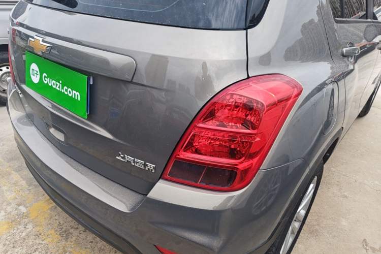 Used Chevrolet Trax 2018 330T Automatic Two-Wheel Drive Elite Model Right Rear Taillight