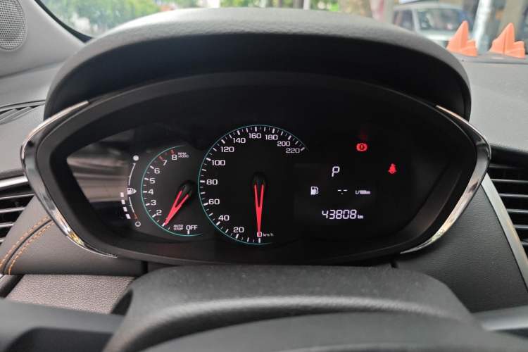 Used Chevrolet Trax 2018 330T Automatic Two-Wheel Drive Elite Model Instrument Cluster