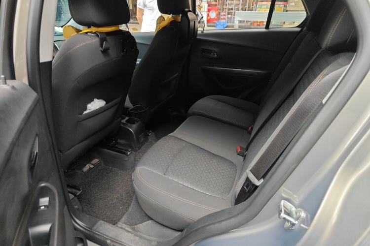 Used Chevrolet Trax 2018 330T Automatic Two-Wheel Drive Elite Model Left Rear Seat