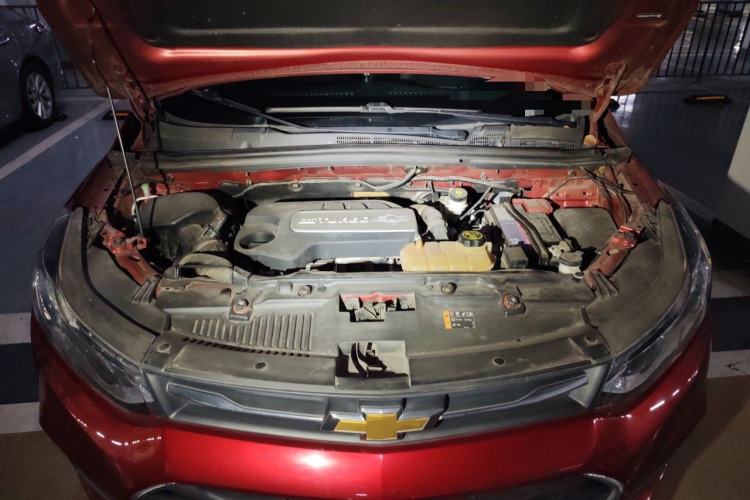 Used Chevrolet Trax 2018 330T Automatic Two-Wheel Drive Elite Model Engine Bay