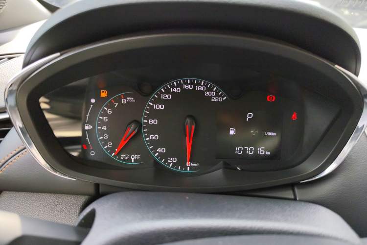 Used Chevrolet Trax 2018 330T Automatic Two-Wheel Drive Elite Model Instrument Cluster