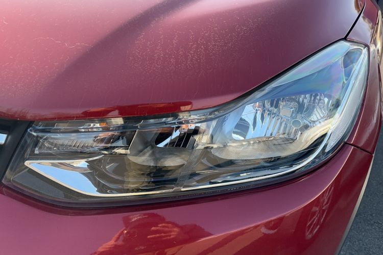 Used Chevrolet Trax 2018 330T Automatic Two-Wheel Drive Elite Model Left Front Headlight
