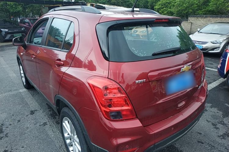 Used Chevrolet Trax 2018 330T Automatic Two-Wheel Drive Elite Model Rear Left 45 Deg