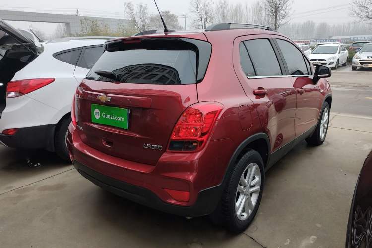 Used Chevrolet Trax 2018 330T Automatic Two-Wheel Drive Elite Model Rear Right 45 Deg