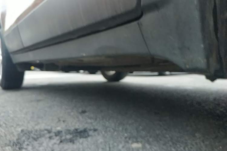 Used Chevrolet Trax 2018 330T Automatic Two-Wheel Drive Elite Model Right Side Sill