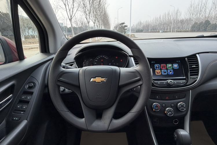 Used Chevrolet Trax 2018 330T Automatic Two-Wheel Drive Elite Model Steering Wheel