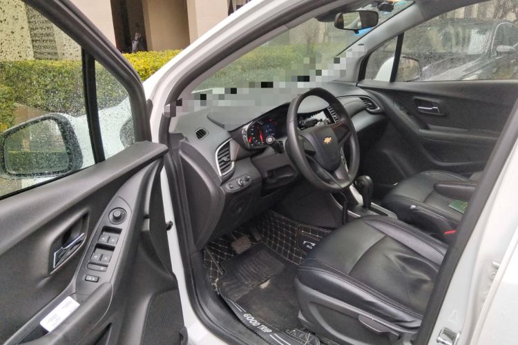 Used Chevrolet Trax 2018 330T Automatic Two-Wheel Drive Elite Model Driver Seat