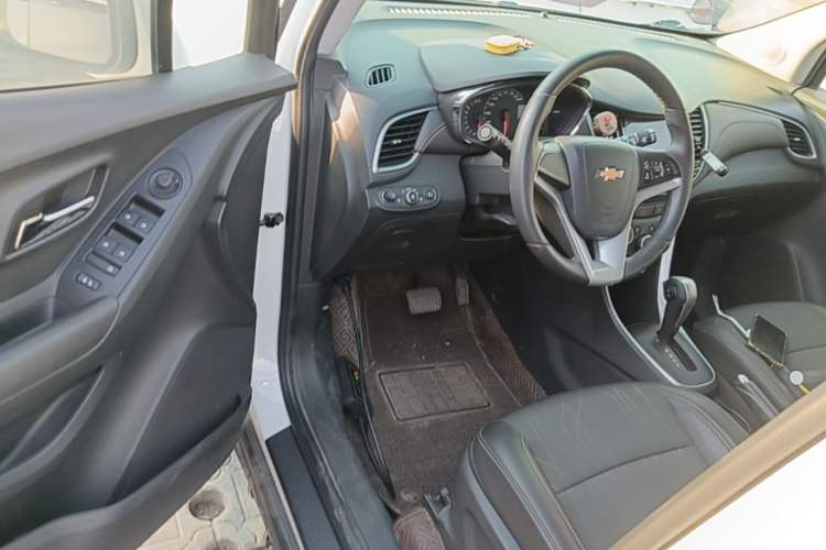 Used Chevrolet Trax 2018 330T Automatic Two-Wheel Drive Luxury Model Driver Seat