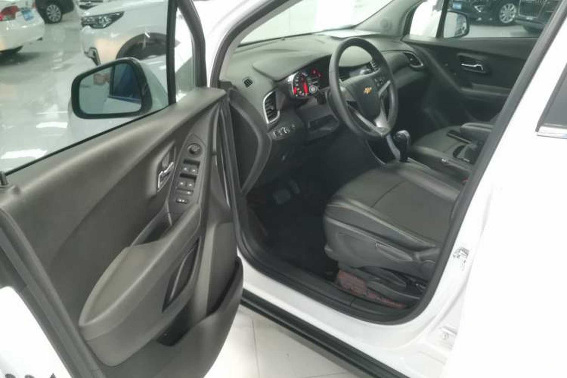 Used Chevrolet Trax 2018 330T Automatic Two-Wheel Drive Luxury Model Driver Seat