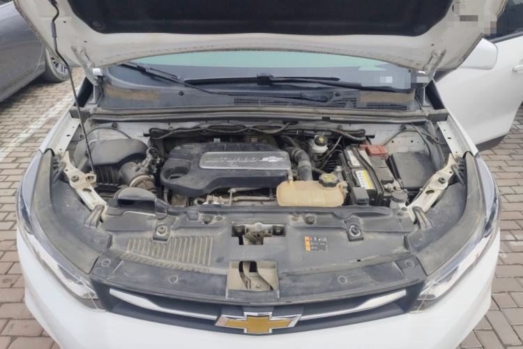 Used Chevrolet Trax 2018 330T Automatic Two-Wheel Drive Elite Model Engine Bay