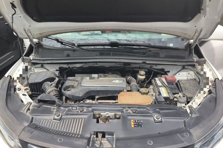 Used Chevrolet Trax 2018 330T Automatic Two-Wheel Drive Elite Model Engine Bay