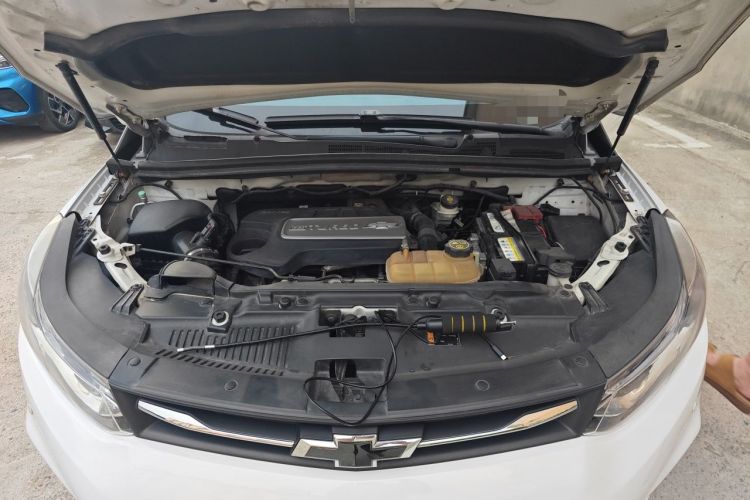 Used Chevrolet Trax 2018 330T Automatic Two-Wheel Drive Elite Model Engine Bay