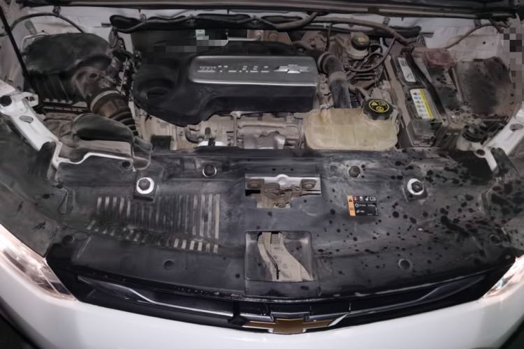 Used Chevrolet Trax 2018 330T Automatic Two-Wheel Drive Elite Model Engine Bay