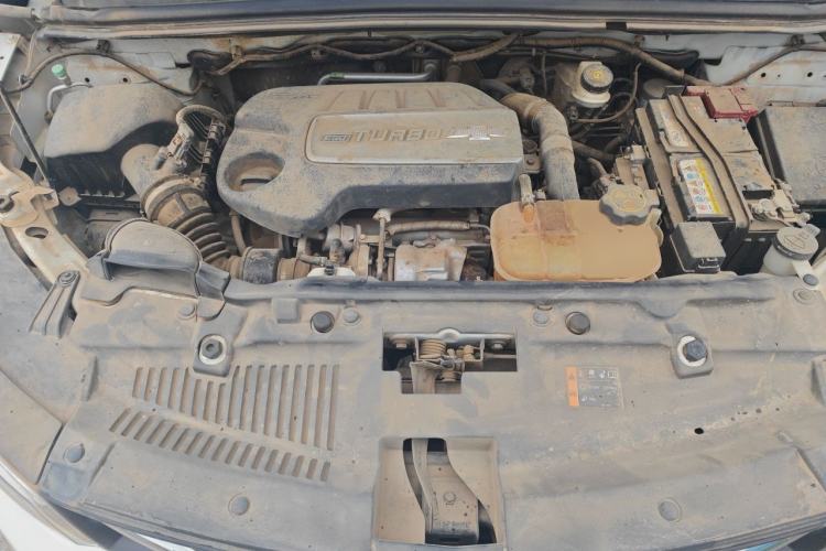 Used Chevrolet Trax 2018 330T Automatic Two-Wheel Drive Elite Model Engine Bay
