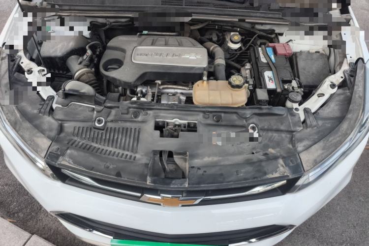 Used Chevrolet Trax 2018 330T Automatic Two-Wheel Drive Elite Model Engine Bay