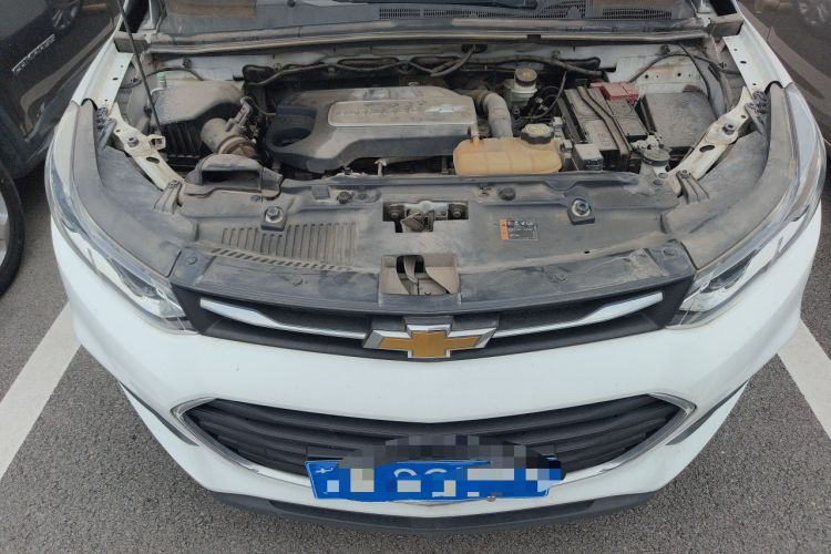 Used Chevrolet Trax 2018 330T Automatic Two-Wheel Drive Elite Model Engine Bay