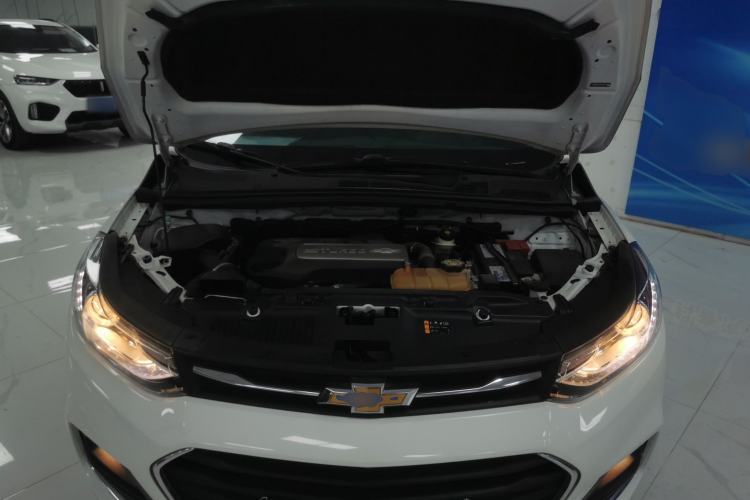 Used Chevrolet Trax 2018 330T Automatic Two-Wheel Drive Luxury Model Engine Bay
