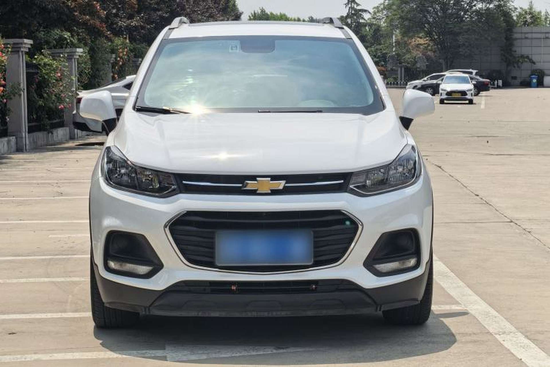Used Chevrolet Trax 2018 330T Manual Transmission Two-Wheel Drive Comfort Version Exterior 1