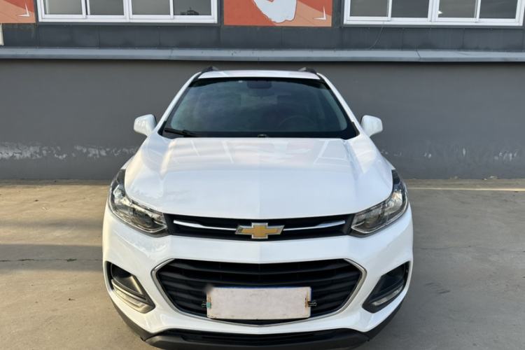 Used Chevrolet Trax 2018 330T Automatic Two-Wheel Drive Elite Model Exterior 1